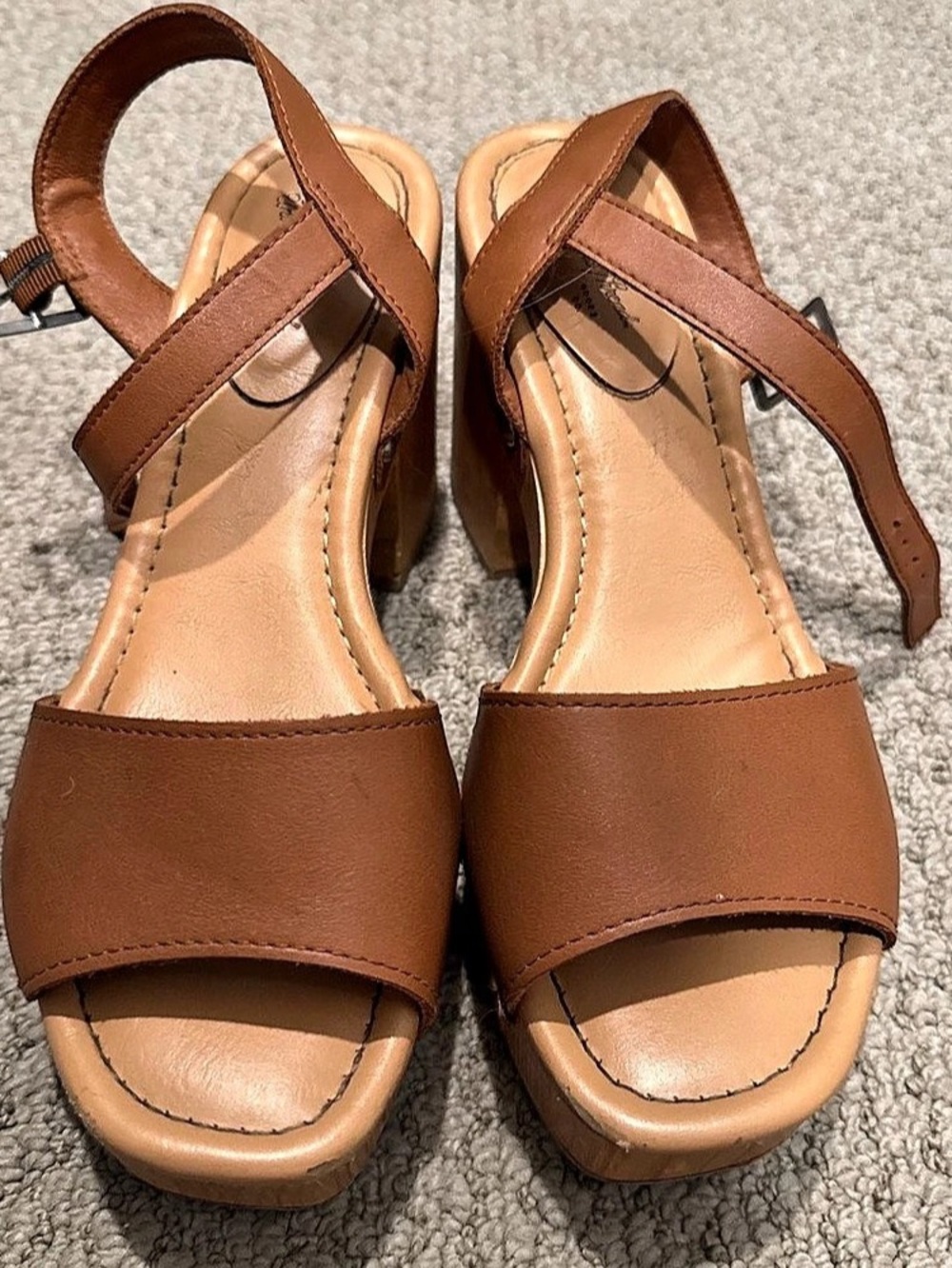 Universal Thread Tanna Platform Sandals Brown